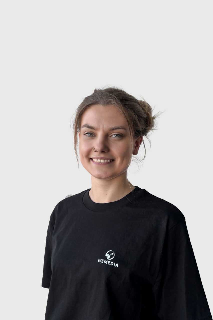 Design ohne Titel (3) https://wemedia-marketing.de/wp-content/uploads/2020/09/Design-ohne-Titel-3-850x1280.png